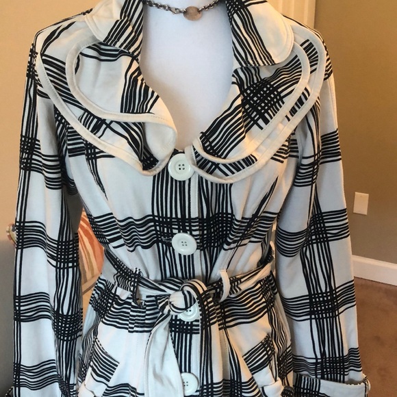 Jackets & Blazers - LA KITTY Black & White Lightweight Jacket